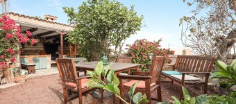 Maison de campagne "Casa Rural El Moral" avec vue sur la montagne, Wi-Fi, terrasse et jardin
