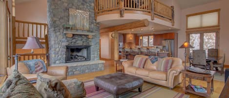 Televisie en een open haard