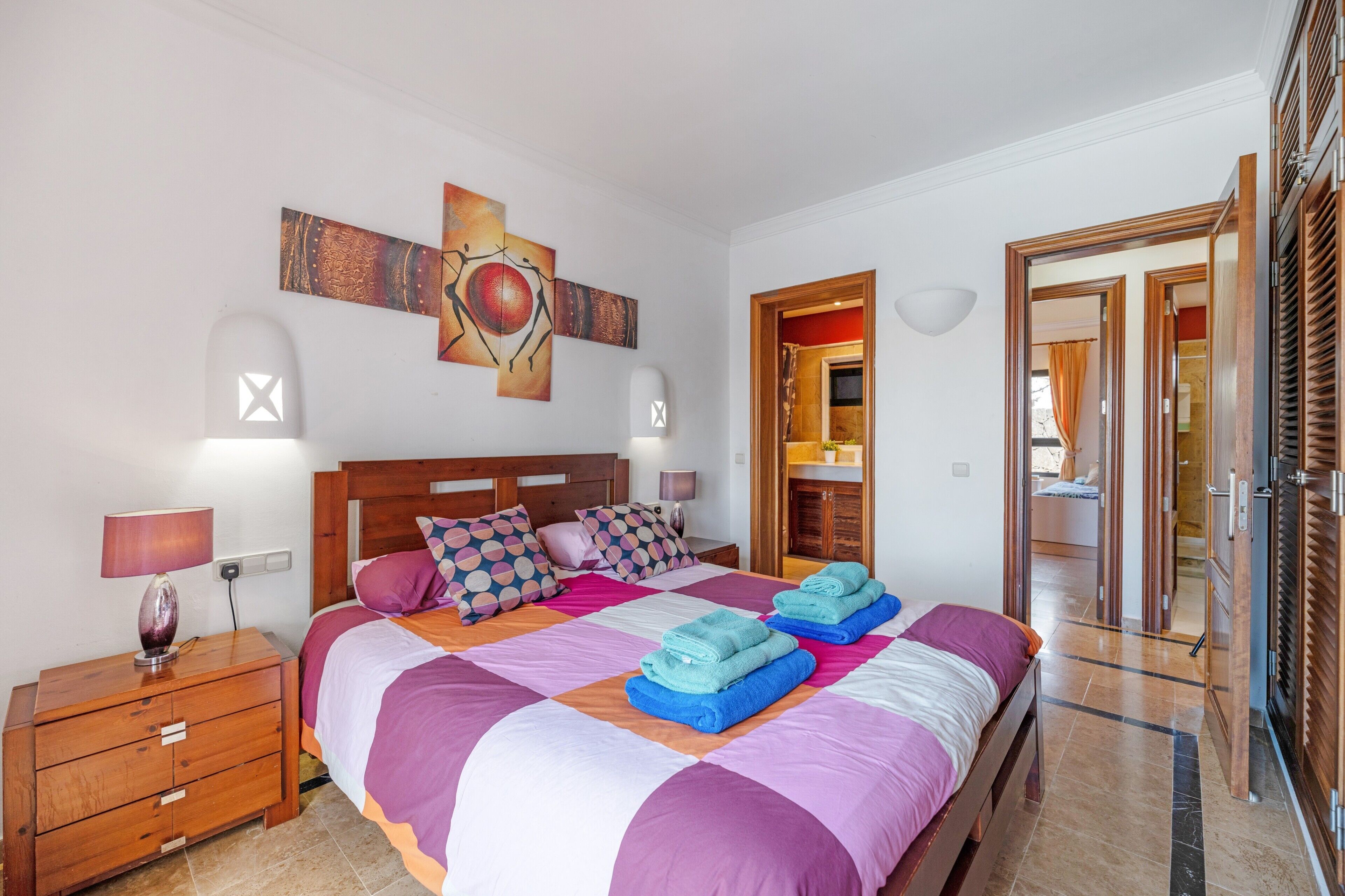 3 bedrooms, iron/ironing board, free WiFi, bed sheets