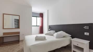 2 habitaciones, tabla de planchar con plancha y wifi gratis