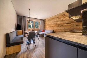 TV - Holiday Apartment "Seebrunn - Riemerbergl Alm" with Wide View, Wi-Fi and Terrace (Ulten)