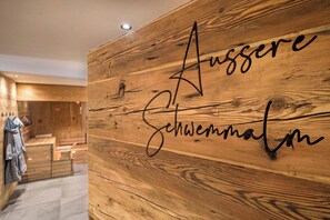 Interior - Apartment “Seebrunn - "Äußere Schwemmalm” with Mountain View, Wi-Fi and Sauna (Ulten)