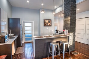 Ferienhaus (3 Bedrooms) | Eigene Küche | Kühlschrank, Mikrowelle, Ofen, Toastergrill