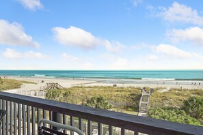 Accommodatie ligt op het strand