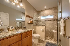 Apartment, 2 Schlafzimmer | Badezimmer | Handtücher