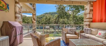 RG 211 Guadalupe River Oasis