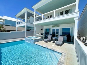 Outdoor pool, a heated pool