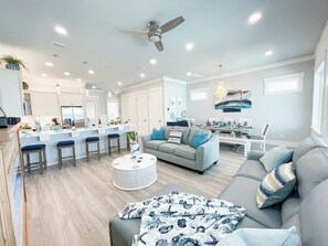 Smart TV, fireplace - "With the Tide" Beachfront Home w/ Private Pool (Panama City Beach)