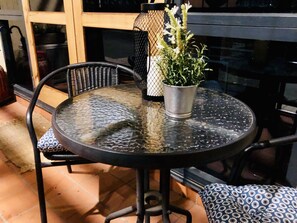 Dining - Forum Central City Loft with Free Wi-Fi and Parking (Canberra)