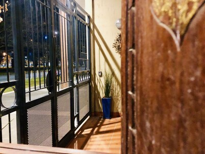 Forum Central City Loft with Free Wi-Fi and Parking