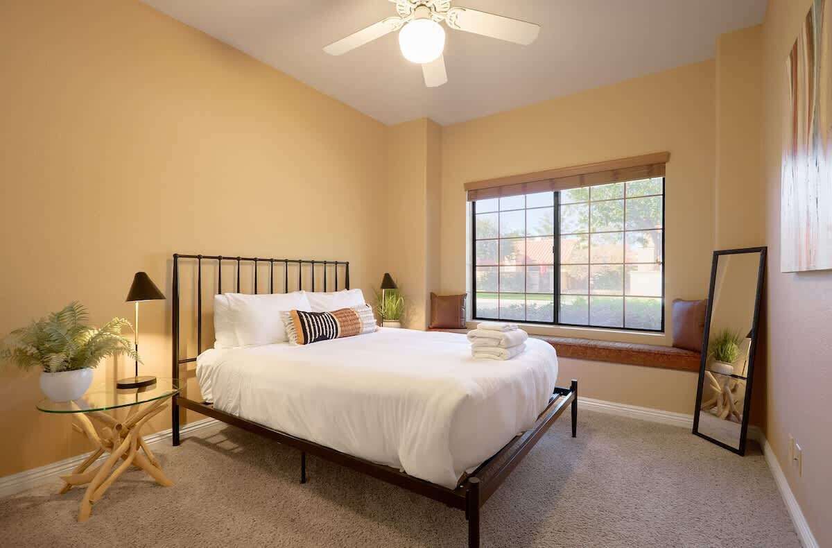 5 Schlafzimmer, Bügeleisen/Bügelbrett, Reisekinderbett, kostenloses WLAN