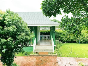 1-Bedroom Villa | 2 bedrooms, individually decorated, individually furnished, desk