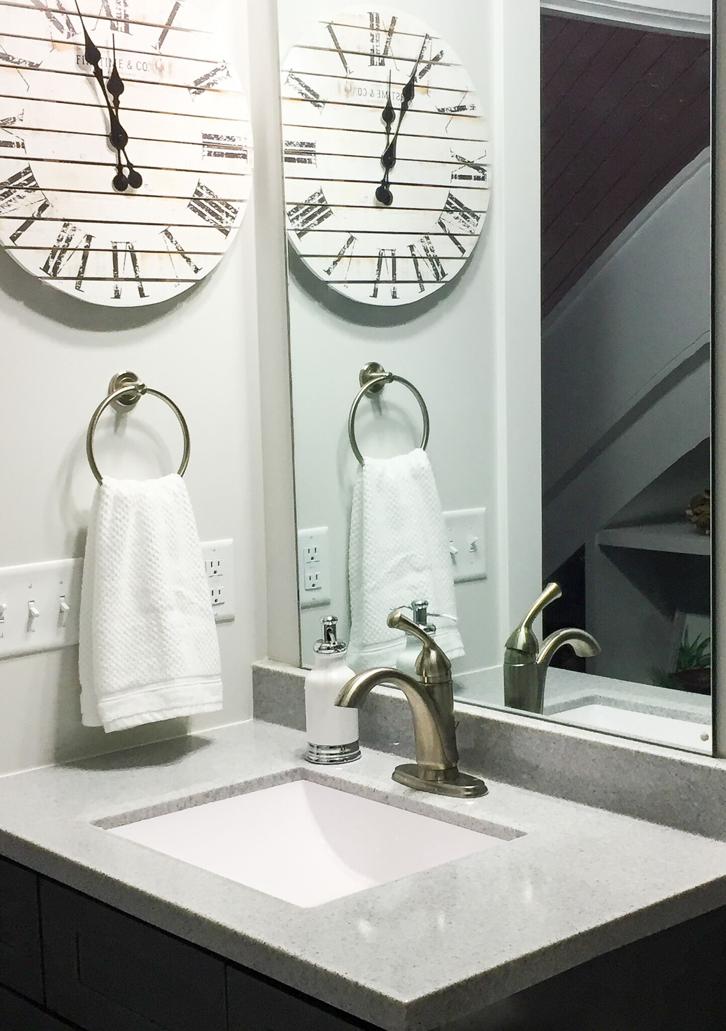 Extravagant Industrial-Boho Loft close to Downtown