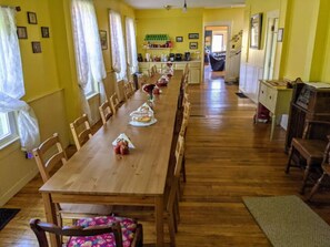 Dining - Charming Applebrook Historic Home - Mountain Views & Spacious Grounds (Jefferson)