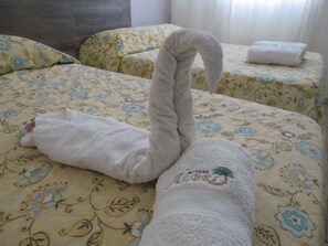 免费 WiFi、床单