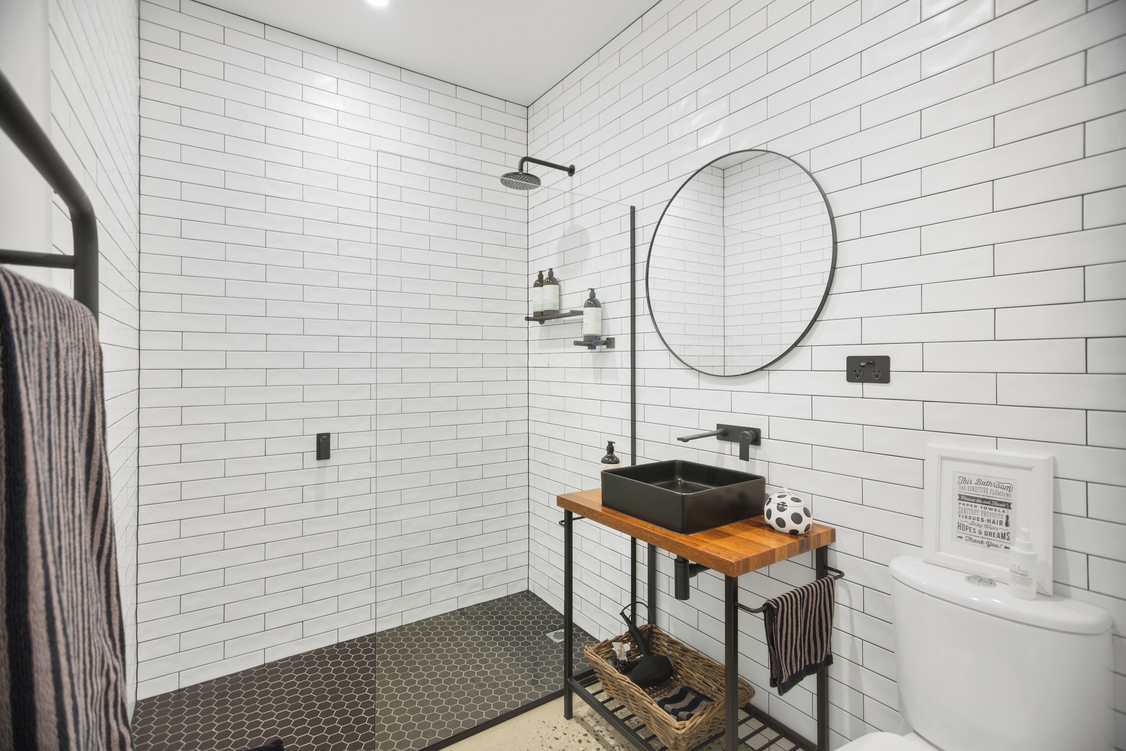 淋浴設備、風筒、提供毛巾