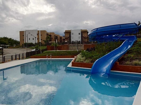 Alberca al aire libre