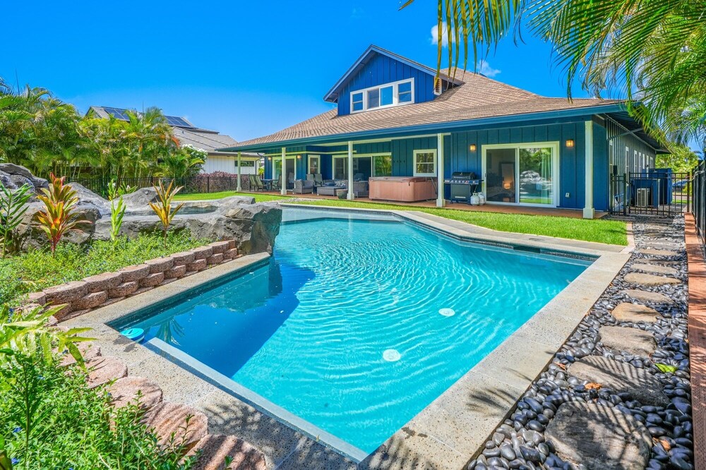 Kauai Exclusive - Nani Hale w/ Pool, Jacuzzi, AC in Sunny Poipu