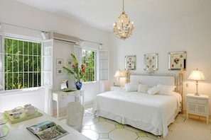 8 bedrooms, hypo-allergenic bedding, iron/ironing board, WiFi