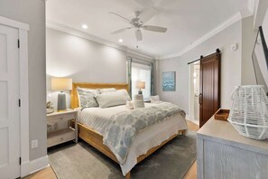 1 chambre, fer et planche à repasser, Wi-Fi gratuit, draps fournis