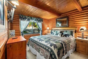 4 makuuhuonetta, silitysrauta/-lauta, ilmainen Wi-Fi, vuodevaatteet