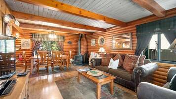 Télévision, cheminée