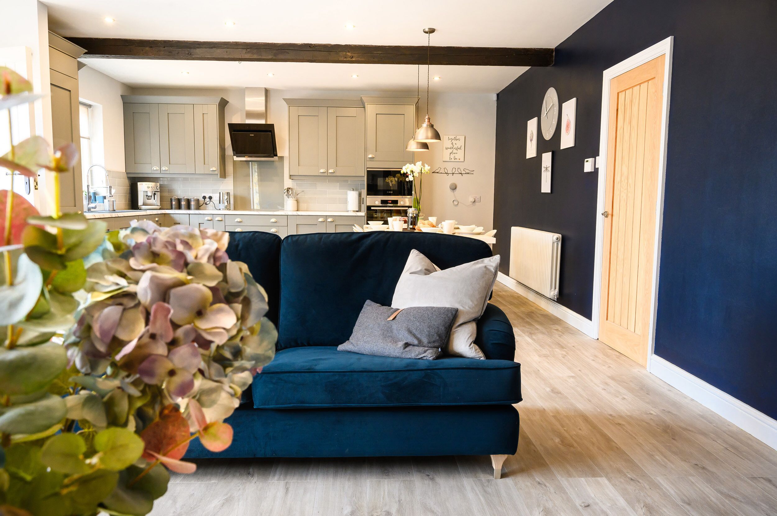 FARMCOURT BARN 55 EASTFIELD LANE, family friendly in Welton