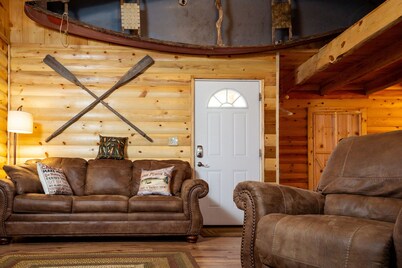 Fishing Cabin w/ Air Purifier