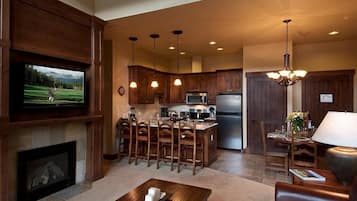 电视、壁炉、乒乓球、书