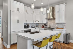 Fridge, microwave, oven, stovetop - The Holly Frost | 4BR Canyons Villa with Hot Tub! (Park City)