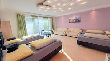 Comfort Apartment, 3 Bedrooms, Non Smoking | 1 bedroom, free WiFi