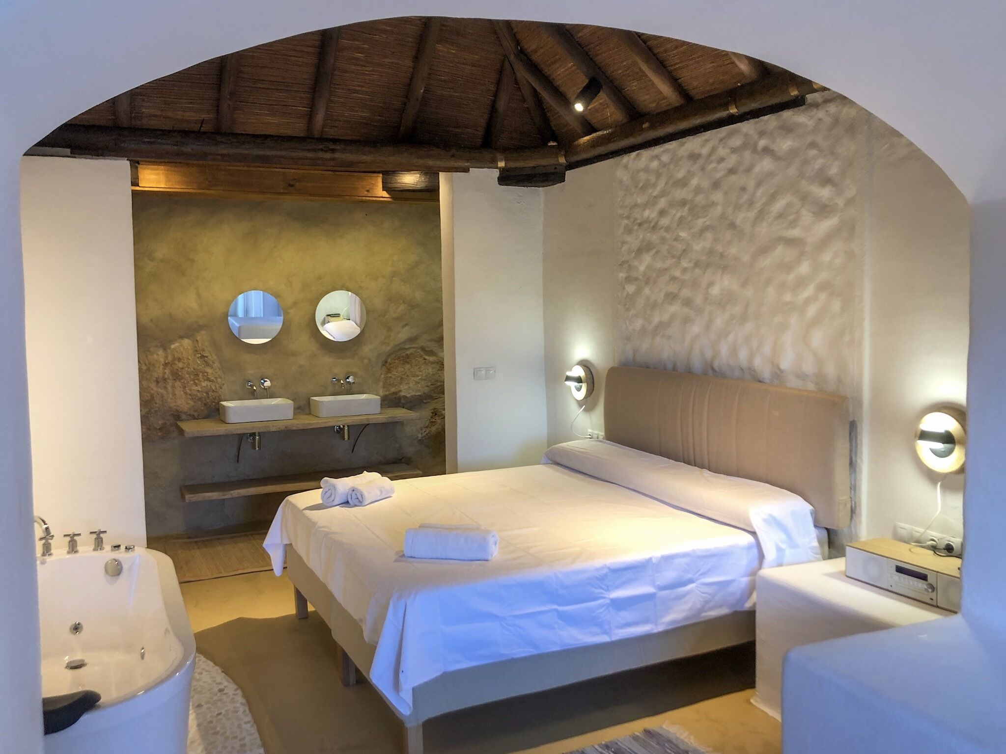 Cave House El Naranjo Rocabella