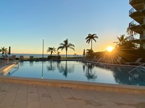 Ulkouima-allas, lämmitetty uima-allas