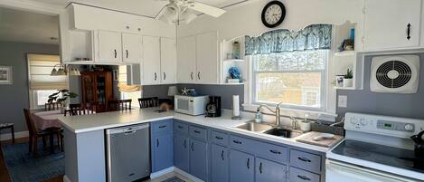 Fridge, microwave, dishwasher, coffee/tea maker