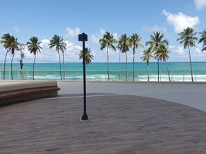 Property grounds - Apt complete Cond on the seafront and behind Shopping Parque (Maceió)