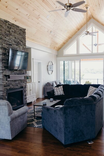Legacy, A Modern Luxury Lakehouse