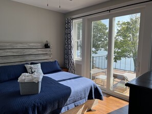 8 bedrooms, iron/ironing board, free WiFi, bed sheets