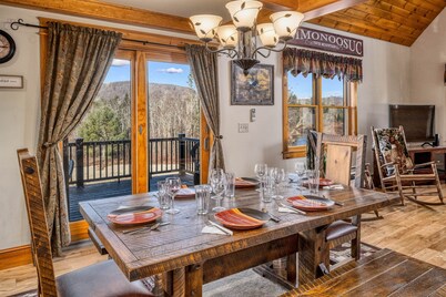 Riverfront Cabin|Fireplace|Fire pit | White Mountains| Hiking