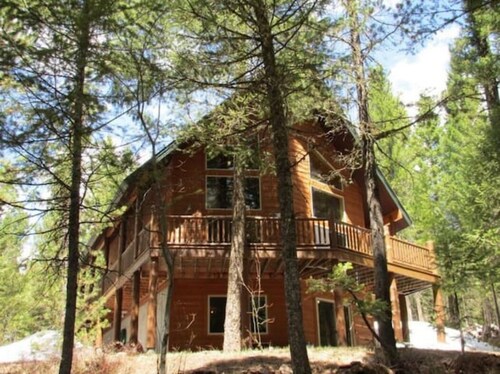 Mountain Pines Luxury Cabin 3 Bedrms+Hot Tub+WiFi