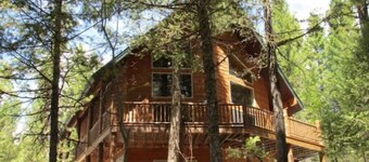 Mountain Pines Luxury Cabin 3 Bedrms+Hot Tub+WiFi