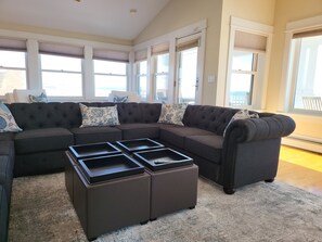 Smart TV, streaming services - Sensational Beachfront Property Old Orchard Beach, with indoor elevator (Old Orchard Beach)