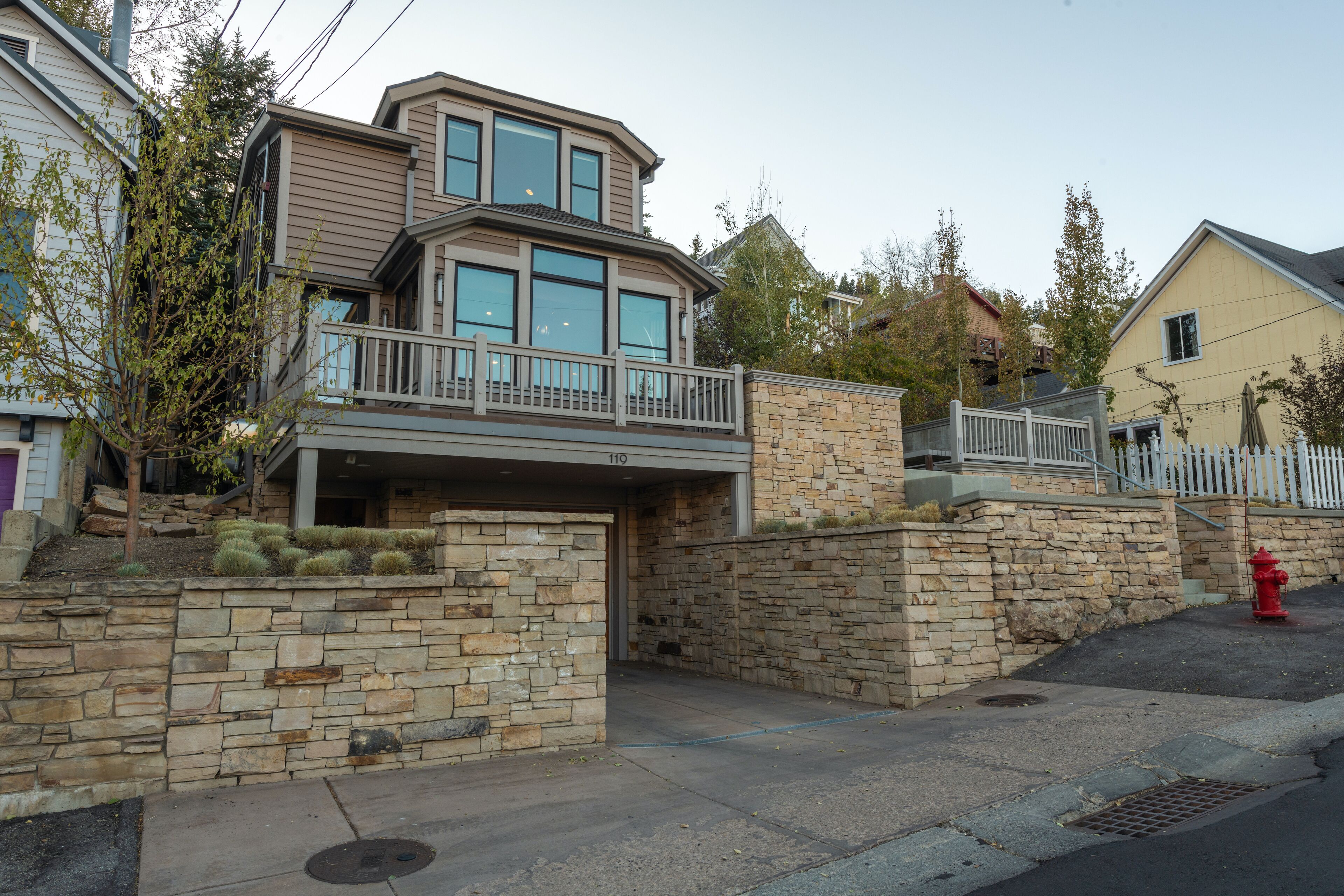 Façana frontal de l'allotjament