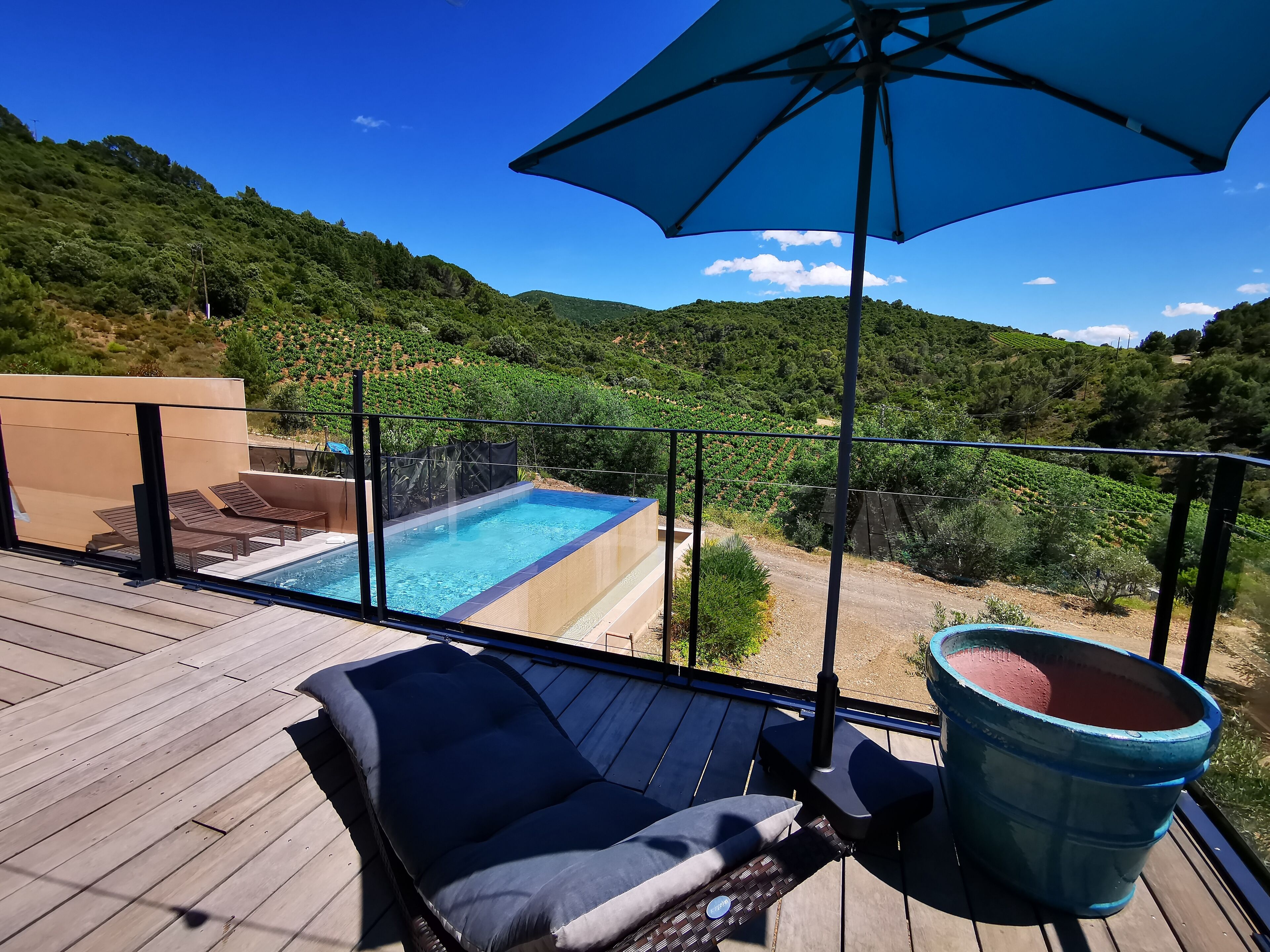 Charming family villa La Passejade with heated swimming pool