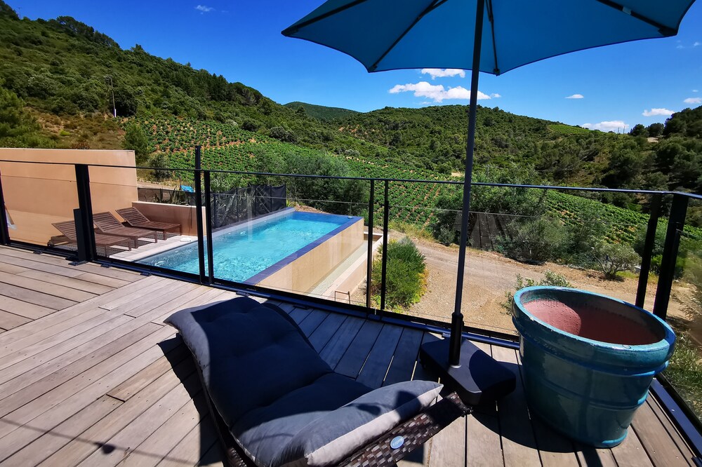 Charming family villa La Passejade with heated swimming pool