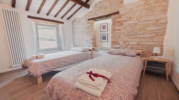 2 chambres, Wi-Fi, draps fournis