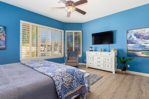 4 habitaciones, tabla de planchar con plancha, wifi y ropa de cama 
