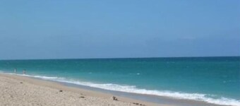 Heart of NPB: Your Perfect Home Away from Home!