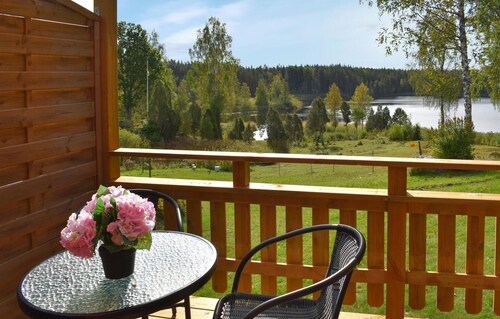 Beautiful home in Finspång with WiFi