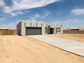 Exterior - Motorcycle/ATV Bring your toys to the open desert 🏜 (Wittmann)