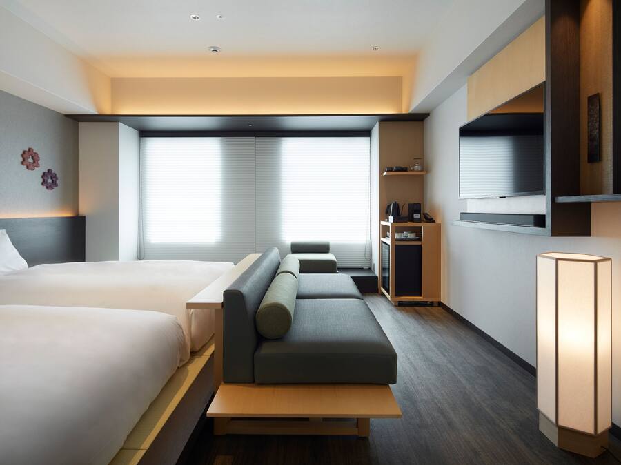 Quarto duplo panorâmico (Corner Deluxe Twin room) | Cofres nos quartos, Wi-Fi de cortesia, roupa de cama